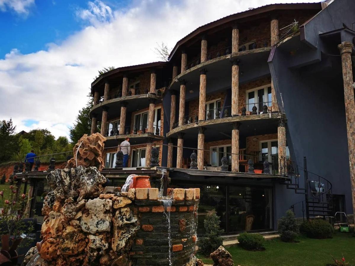 Rey Hotel Mavrovo-Nationalpark Exterior foto