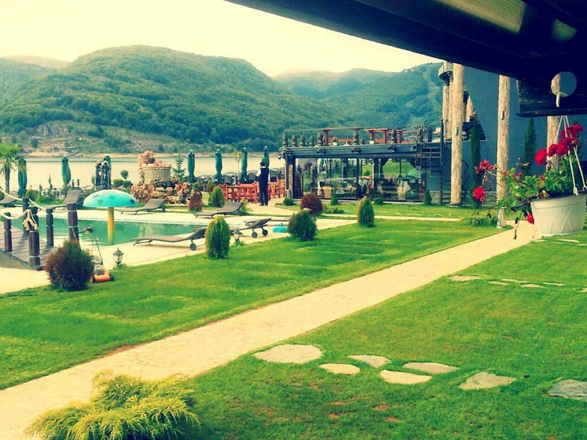 Rey Hotel Mavrovo-Nationalpark Exterior foto